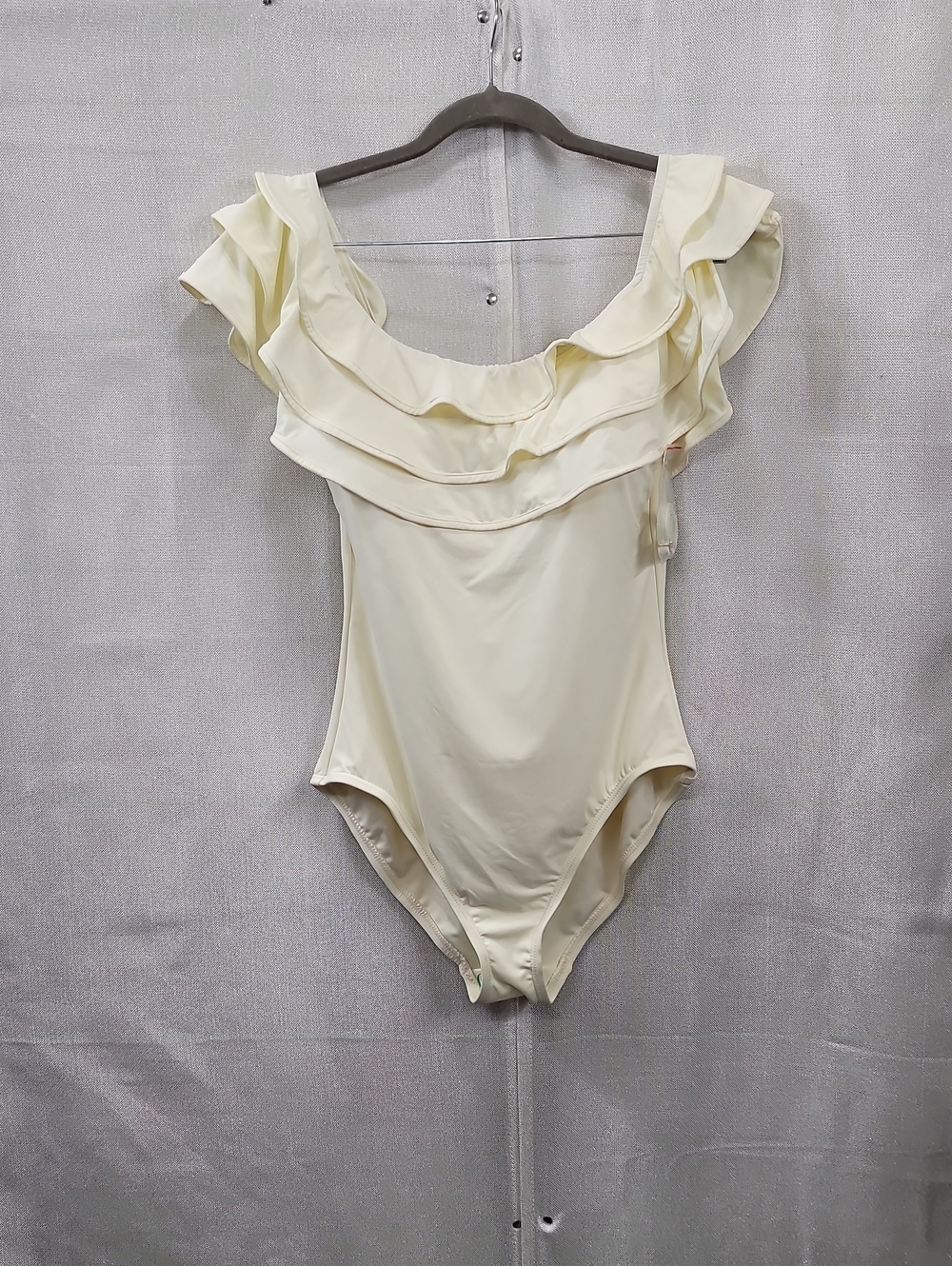 Kate Spade Nwt Ruffle Off-Shoulder One-Piece Swimsuit - Cream Size Large - Picture 2 of 8
